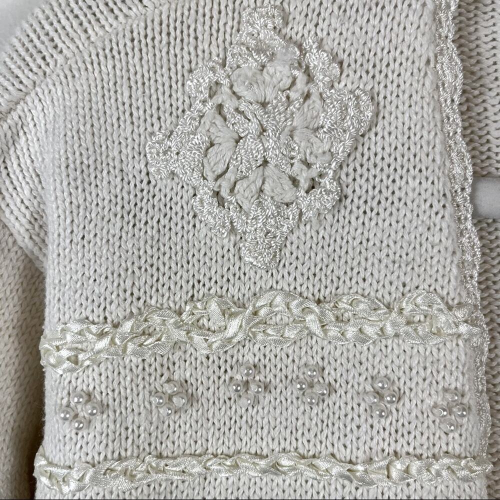 Vintage 90s Floral Embroidered Cardigan Sweater Medium White Boho Cottage Granny - Picture 4 of 12